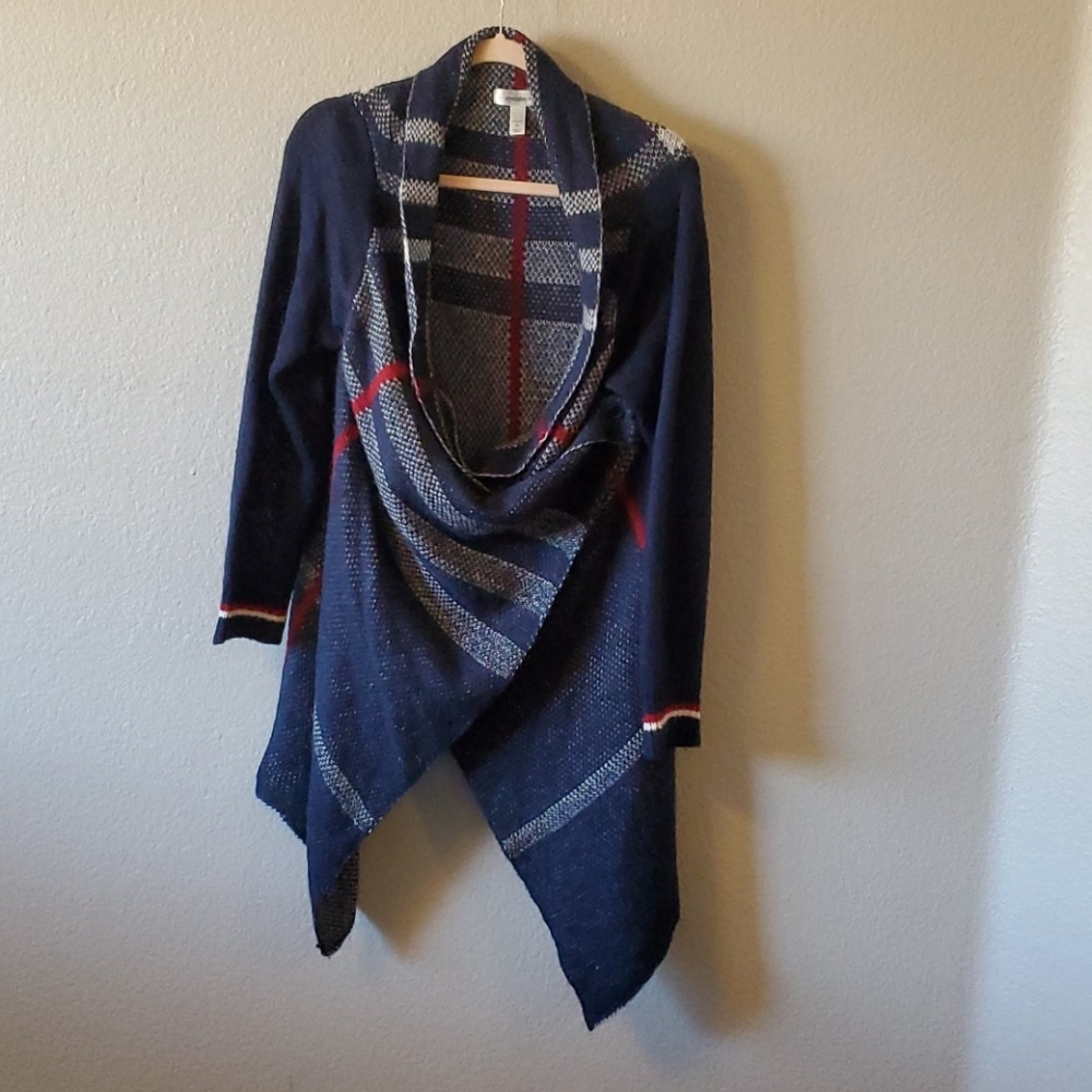 Dress Barn Woman Plaid Asymmetric Hem Sweater
